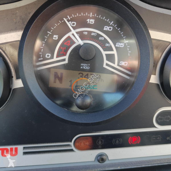 رافعة شوكية تلسكوبية Manitou MT933 Easy