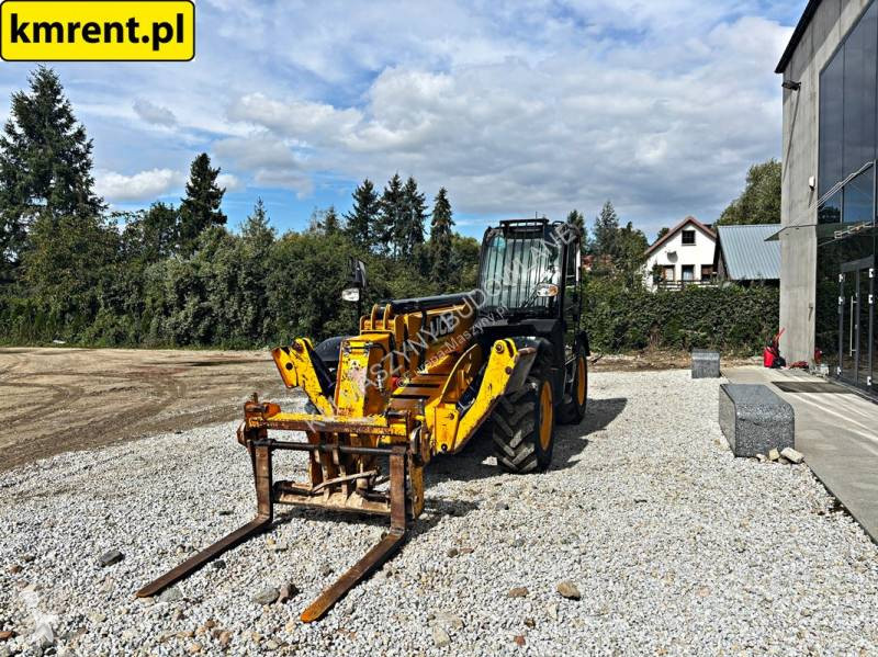 Încărcător telescopic JCB