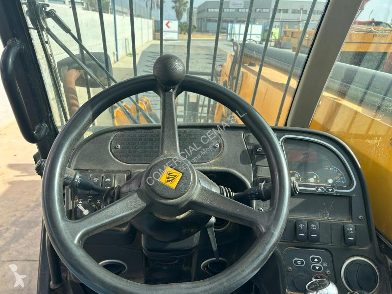 Chariot télescopique JCB