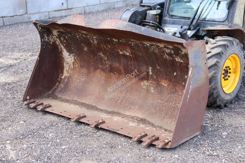 Carretilla telescópica JCB TH