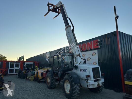 Chariot télescopique JCB 528-70