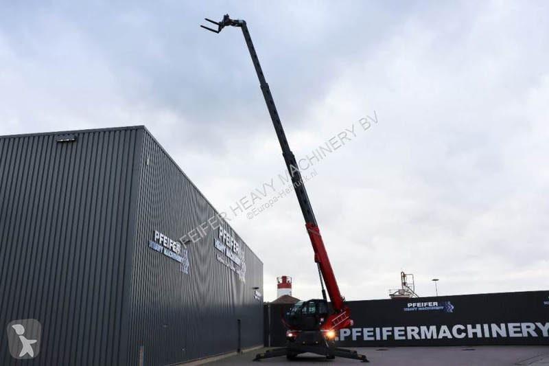 Încărcător telescopic Magni 6.21-D/D 6000kg...