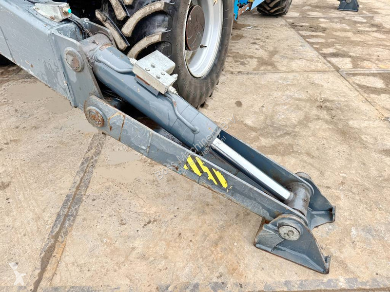 Încărcător telescopic Magni 5.21 - Remote...