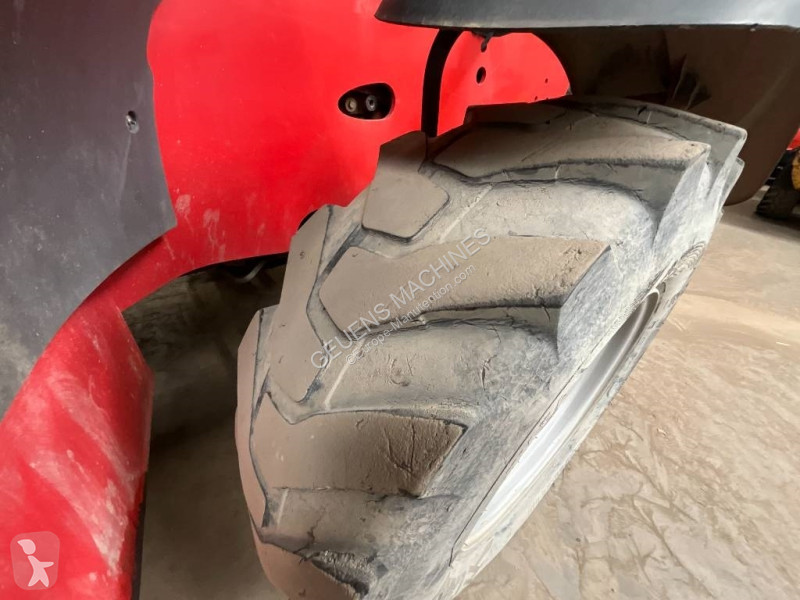 Încărcător telescopic Manitou