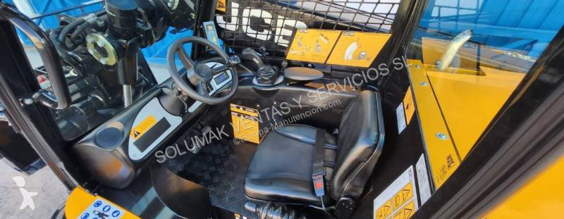 Chariot télescopique JCB