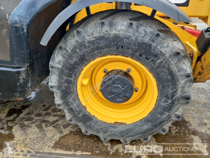 رافعة شوكية تلسكوبية JCB 540-140 Hi Viz