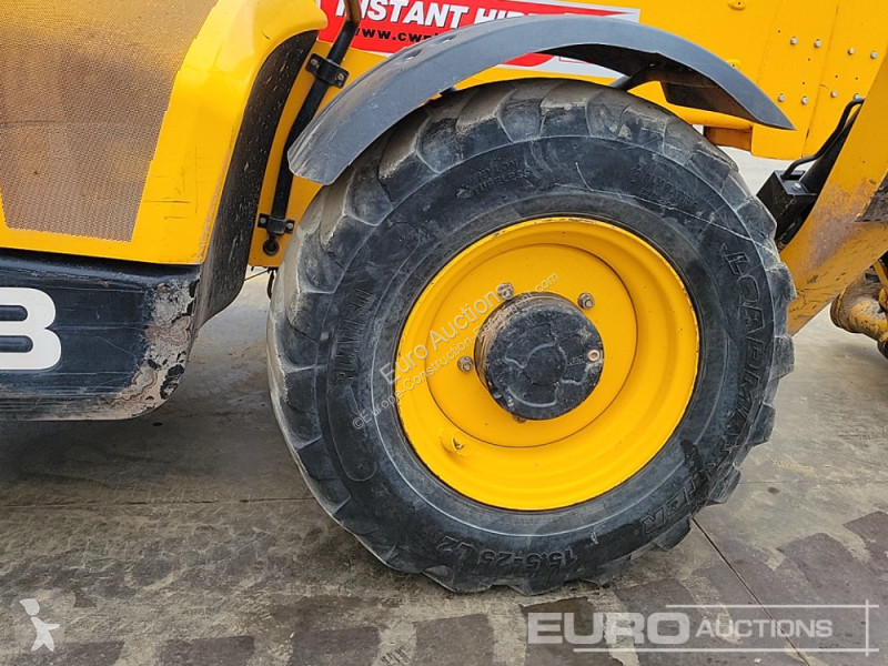 رافعة شوكية تلسكوبية JCB 540-140 Hi Viz