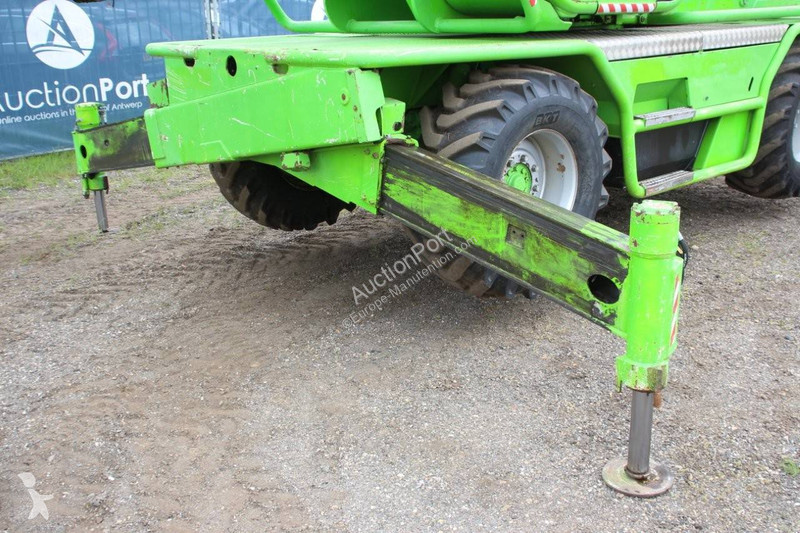 Teleskopisk truck Merlo ROTO 40.25 MCSS