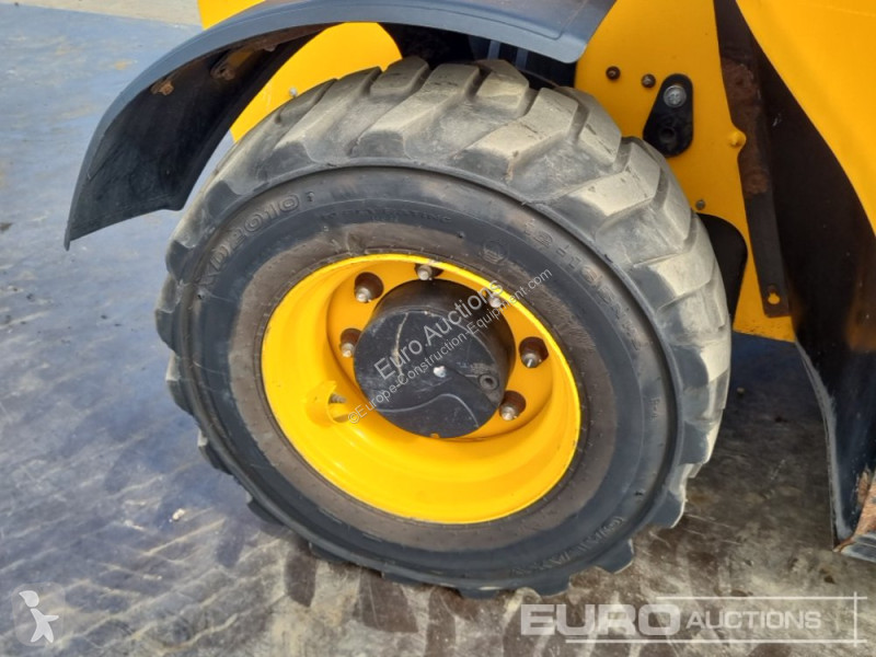 Teleskopický vozík JCB 525-60 Hi Viz