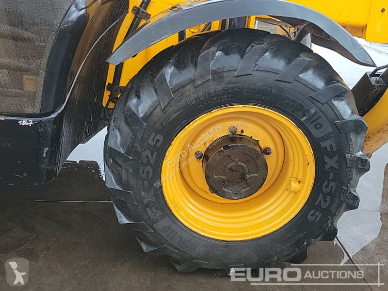 Teleskopický vozík JCB 535-140 Hi Viz
