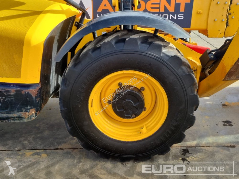 رافعة شوكية تلسكوبية JCB 540-140 Hi Viz
