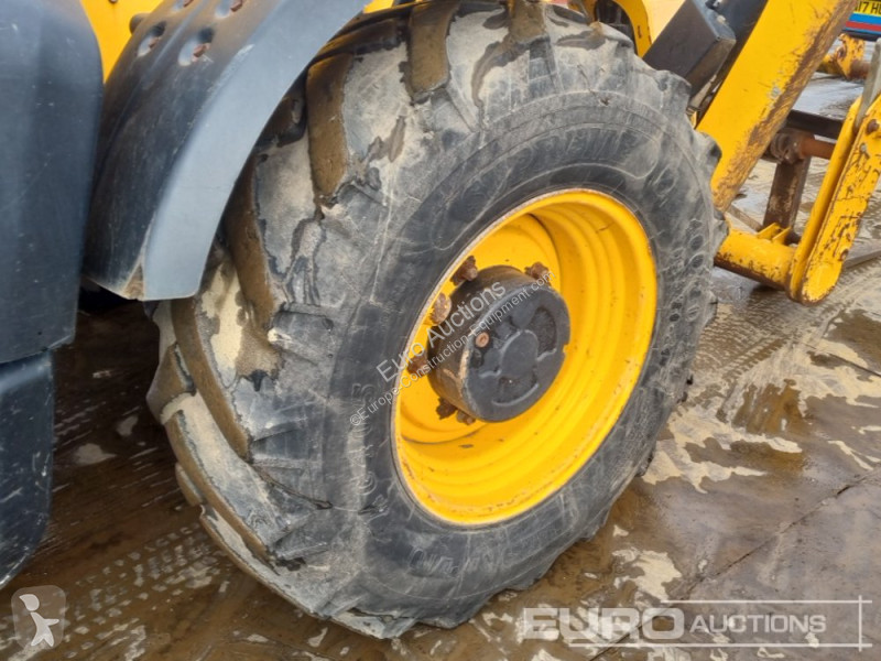 Teleskopický vozík JCB 540-170