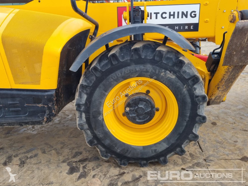 Teleskopický vozík JCB 540-140 Hi Viz