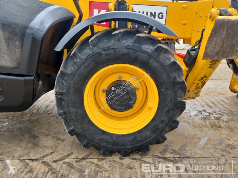 Teleskopický vozík JCB 540-140 Hi Viz