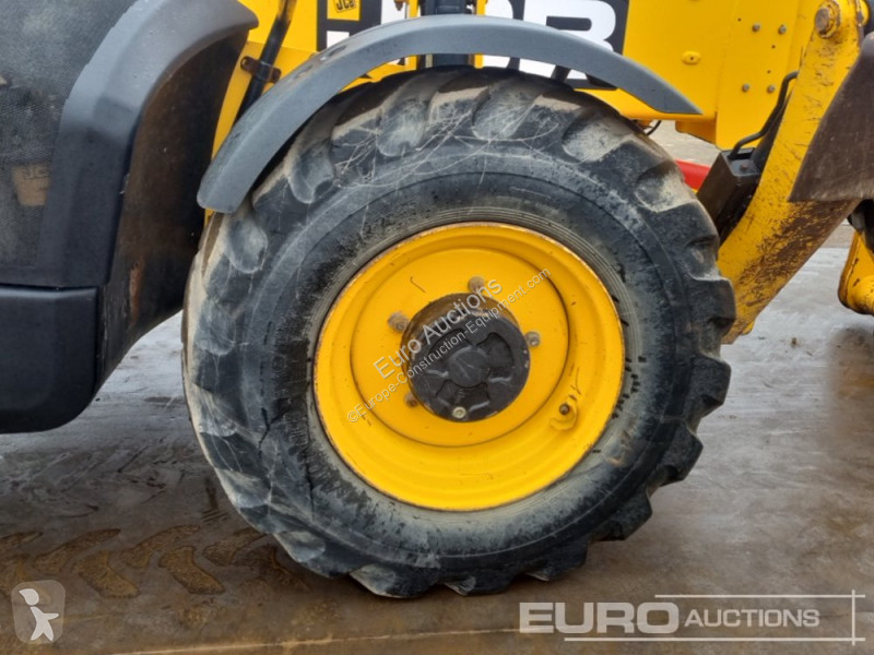 Teleskopický vozík JCB 540-140 Hi Viz