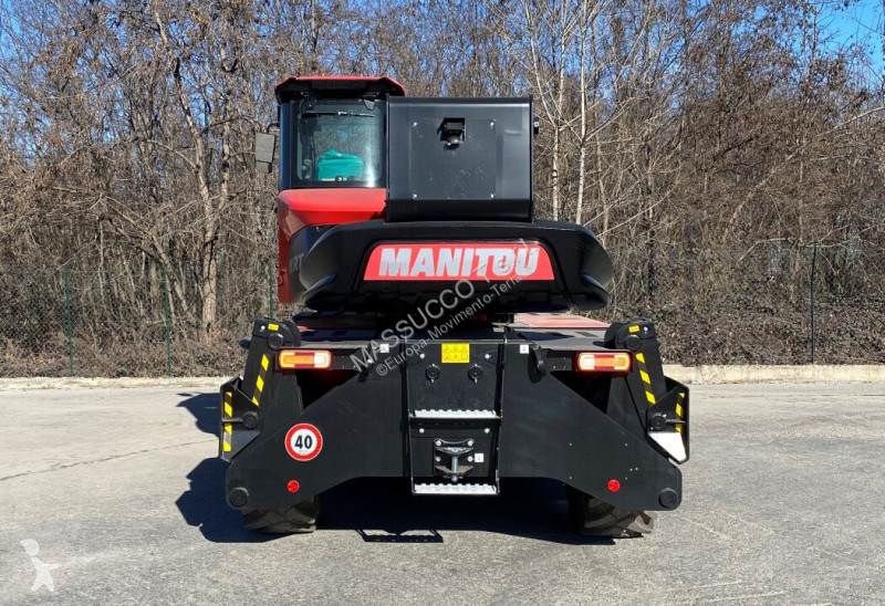 Teleskopický manipulátor Manitou MRT2145