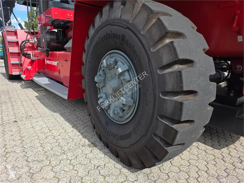 Телескопичен товарач Kalmar DRG450-65S5