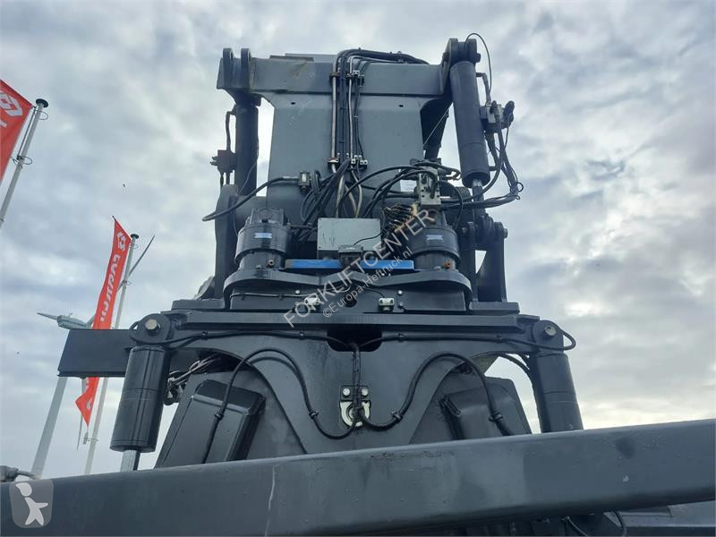 Телескопичен товарач Konecranes SMV 4531 CC5