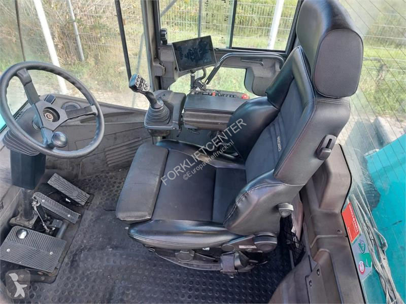 Teleskopický manipulátor Konecranes SMV 4532 TC5
