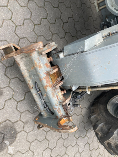 رافعة شوكية تلسكوبية Kramer  KT 447