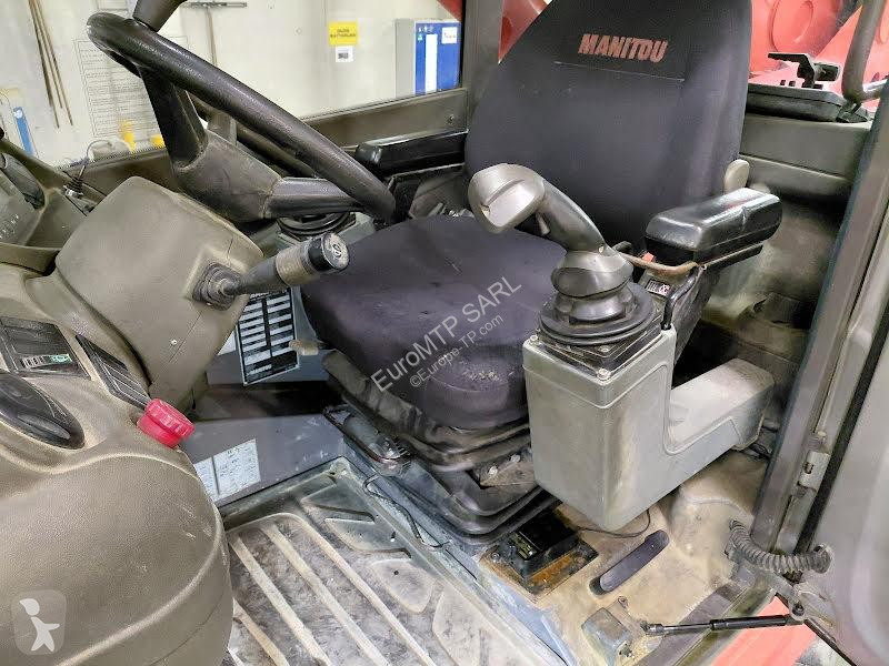 رافعة شوكية تلسكوبية Manitou