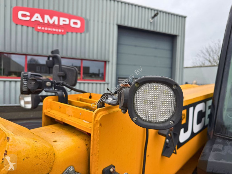 JCB Agri Super telescopic handler