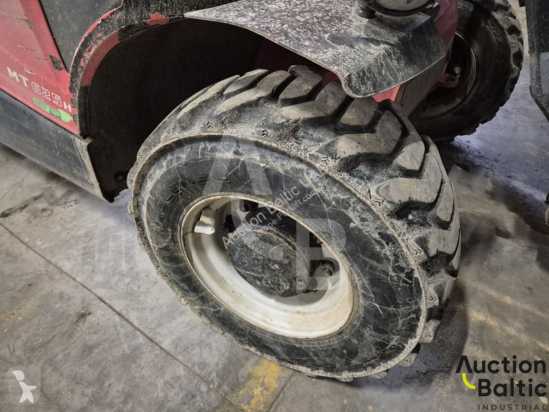 Телескопічний навантажувач Manitou Comfort - ST3B