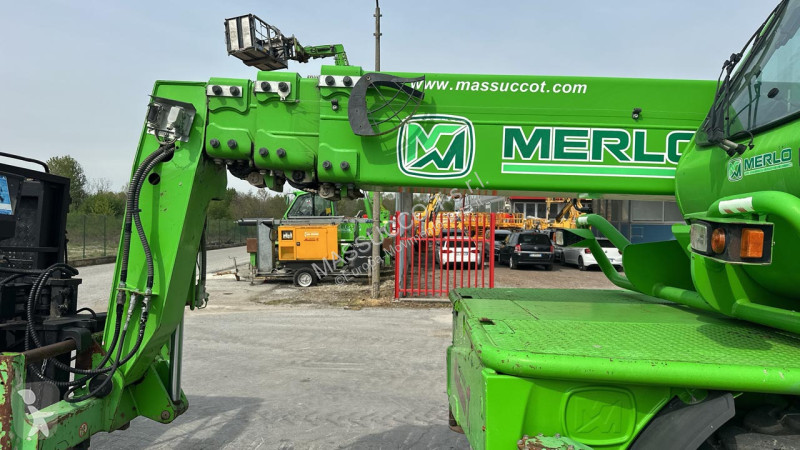 Sollevatori telescopici Merlo ROTO 45.21 MCSS 4x4