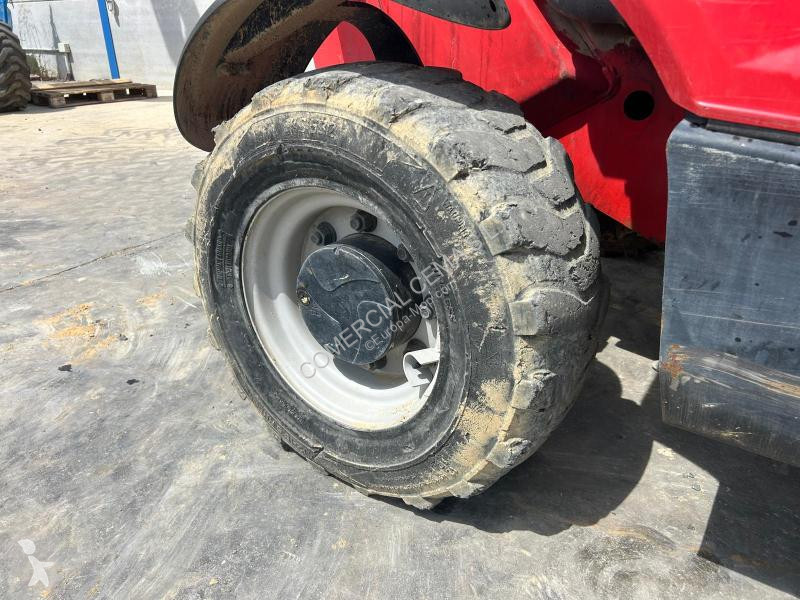 رافعة شوكية تلسكوبية Manitou CONFORT