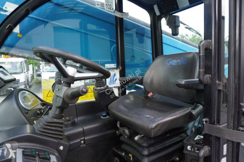 Телескопический погрузчик Genie telehandler /...