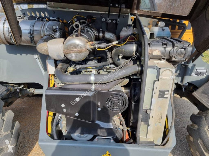 رافعة شوكية تلسكوبية Liebherr T 32-7