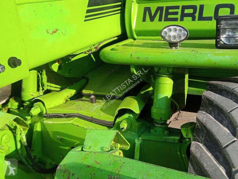 Teleskopický manipulátor Merlo P35.13EVS