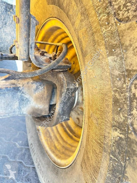 رافعة شوكية تلسكوبية JCB