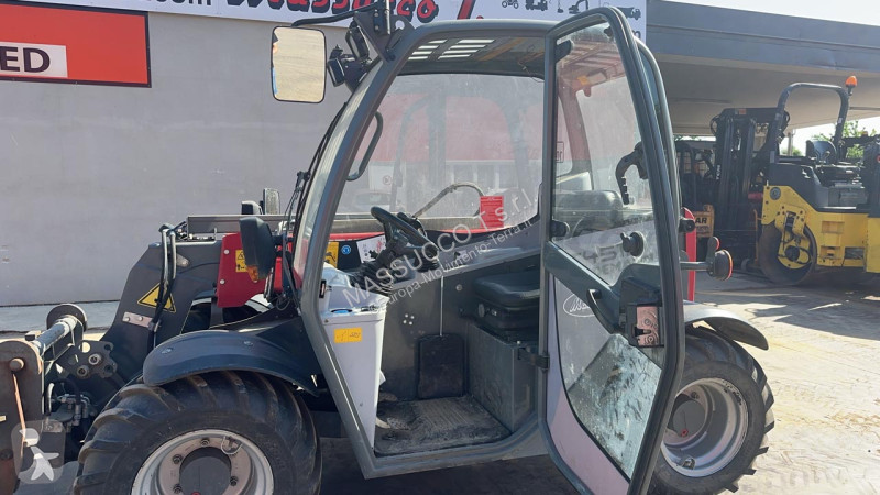 رافعة شوكية تلسكوبية Weidemann T4512 4x4