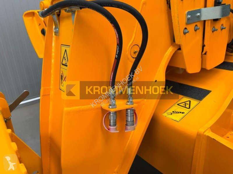 رافعة شوكية تلسكوبية JCB HiViz