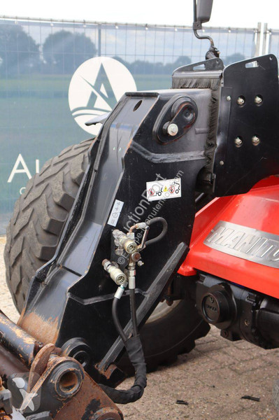 Телескопический погрузчик Manitou MLT 741-140