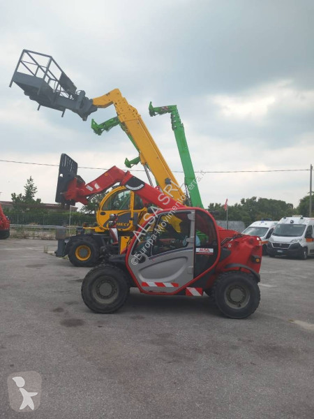 Teleskopický manipulátor Manitou MT 625
