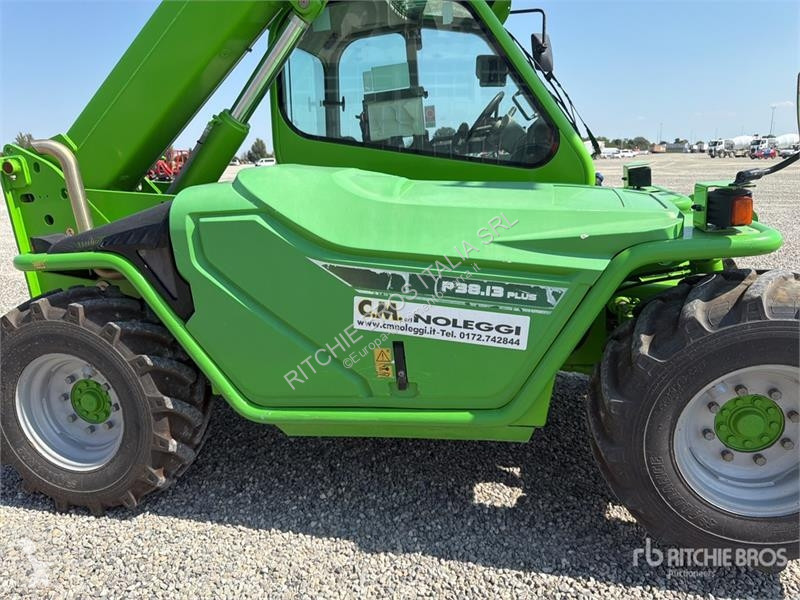 Телескопічний навантажувач Merlo P38.13PLUS