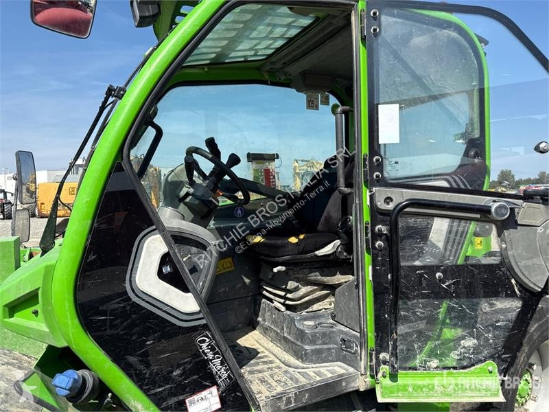 Телескопічний навантажувач Merlo TF38.10CS-140