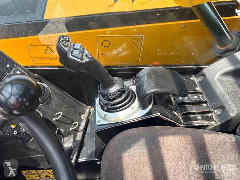 Chariot télescopique JCB