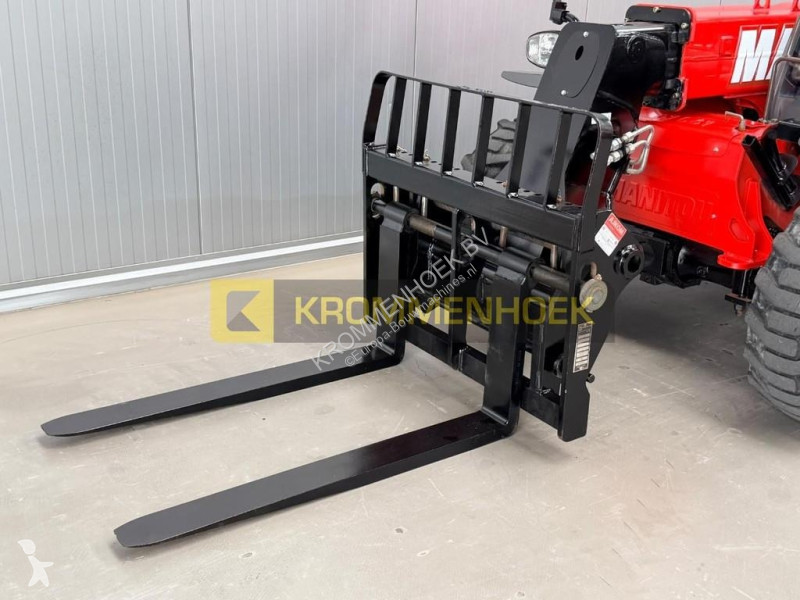 Empilhador telescópico Manitou
