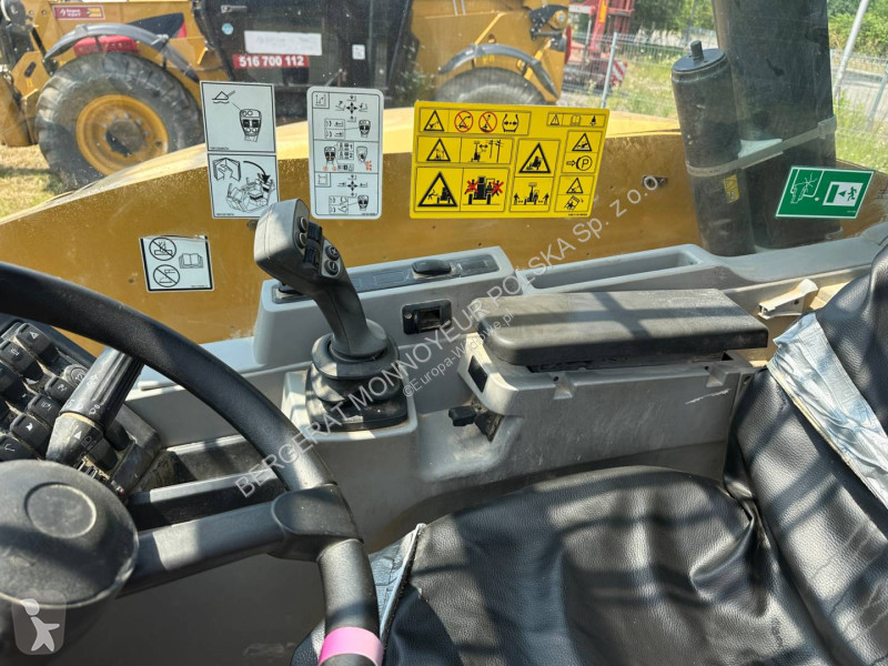 伸缩臂叉车 卡特彼勒 TH3510D