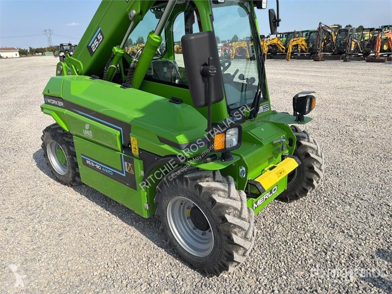 Încărcător telescopic Merlo E-Worker 25.5-90...