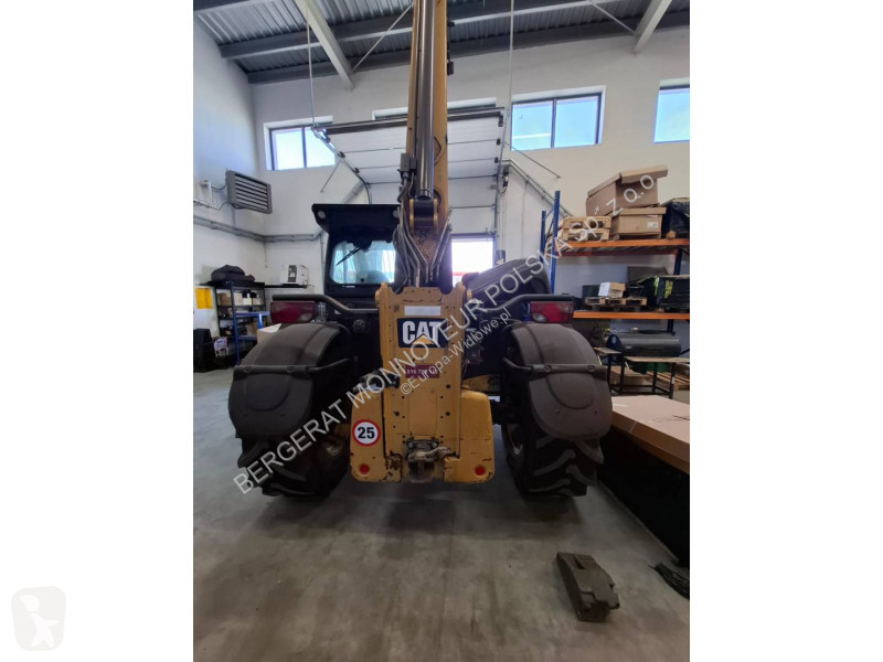 Teleskopický vozík Caterpillar TH3510D