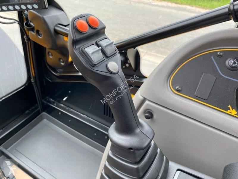 Shovel JCB  TM 420