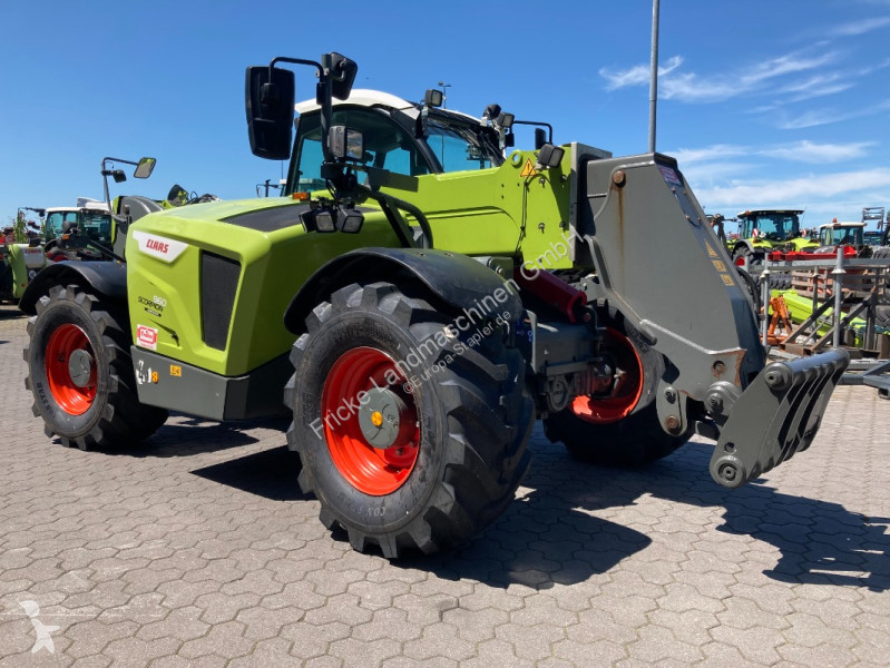 رافعة شوكية تلسكوبية Claas 960 Varipower
