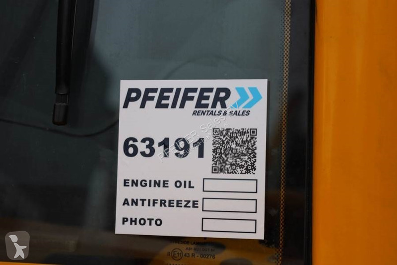 رافعة شوكية تلسكوبية JCB 525-60E Valid...