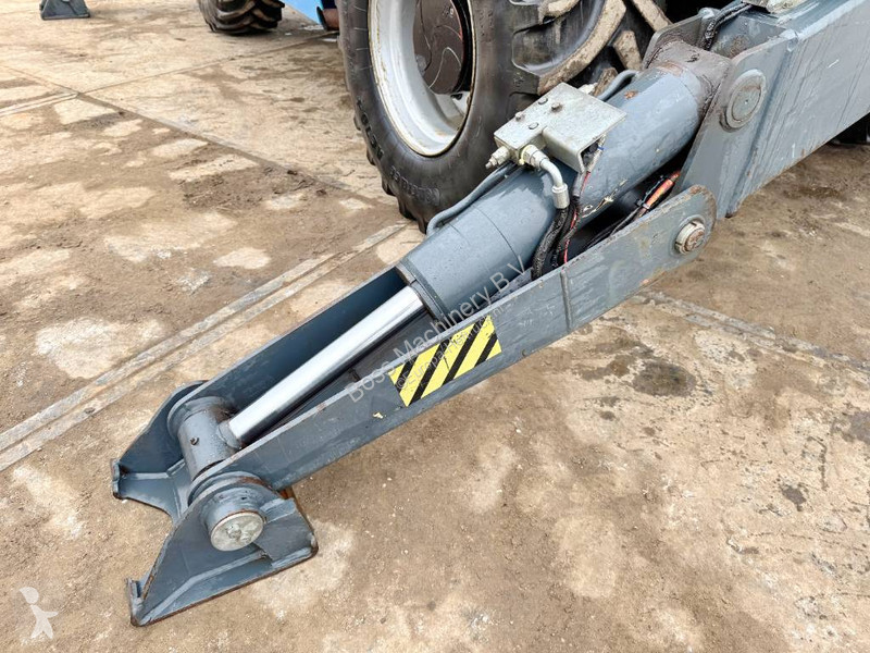 Încărcător telescopic Magni 5.21 - Remote...