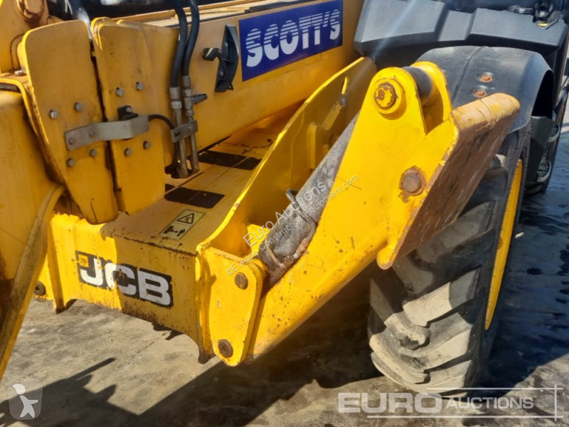 رافعة شوكية تلسكوبية JCB 540-140 Hi Viz