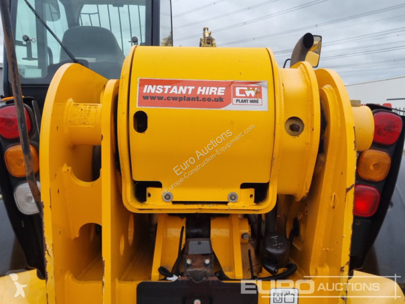رافعة شوكية تلسكوبية JCB 540-140 Hi Viz